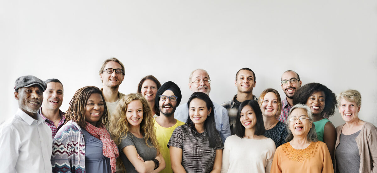 Groupe-de-travailleurs-d-origines-variees