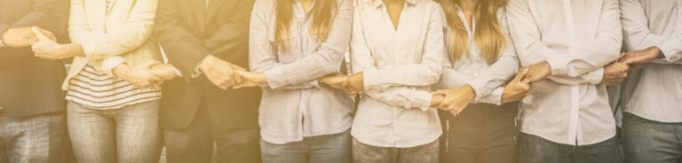 employe-main-dans-la-main